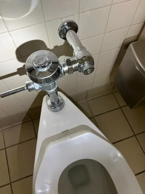 Fixture installation and repair for Garbage Disposal in Thompsons Mill